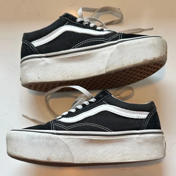 VANS Classic Black and White Lace-Up Sneakers - Picture 5 of 6